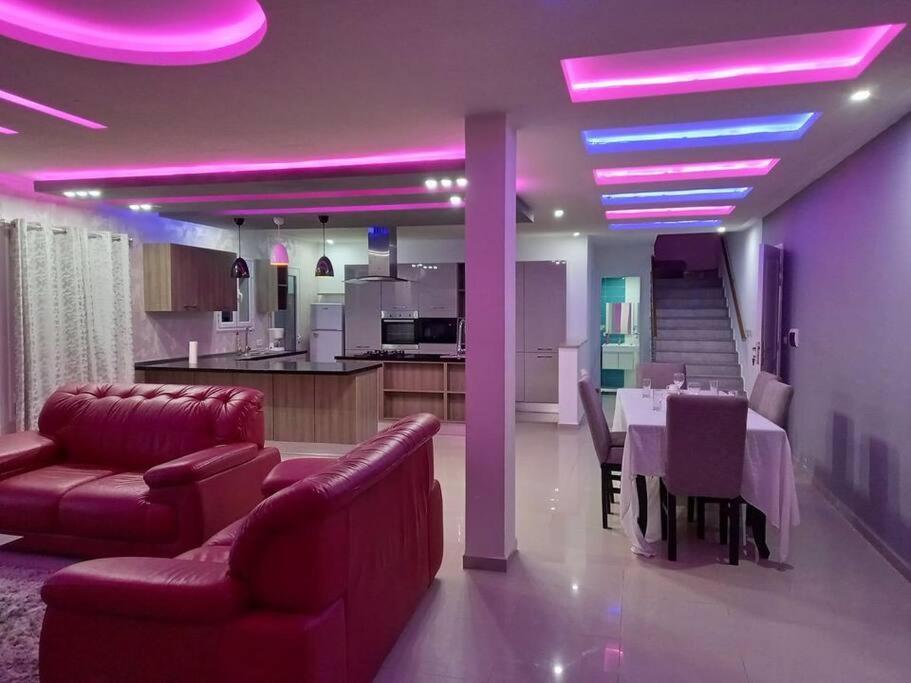 Magnifique Villa Avec Piscine Sur L'Ile De Djerba Pour Vacances Arkou Luaran gambar